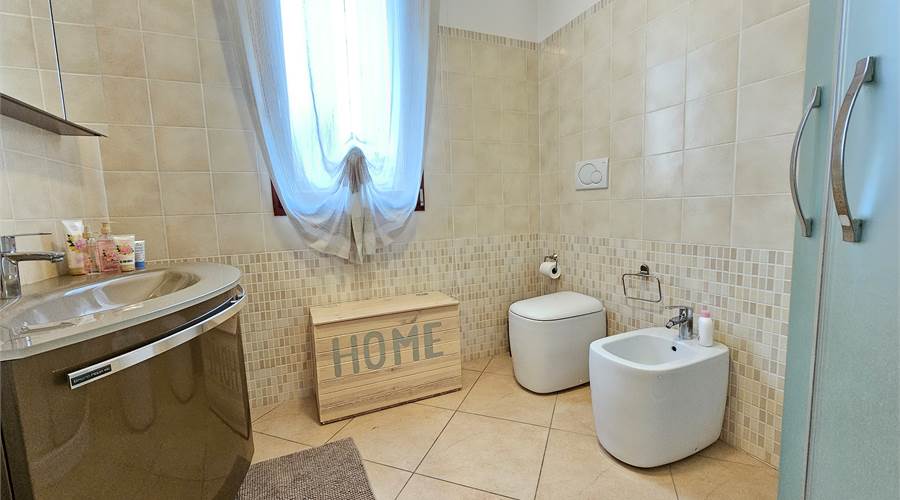 BAGNO PRIMO PIANO