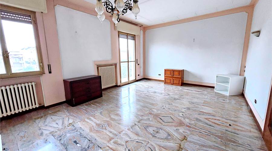 SALONE