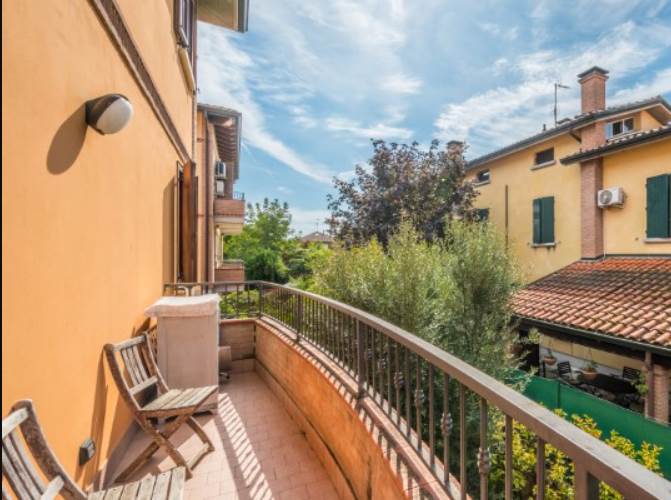 BALCONE